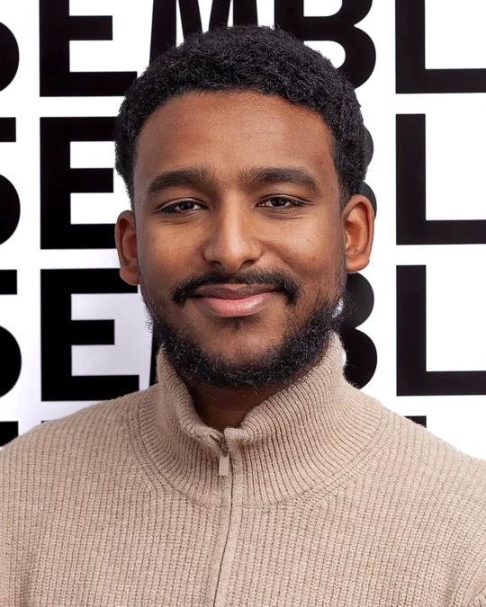 Portrait de Khalid Mohamed Ali, candidat Ensemble à Gauche Lausanne aux élections communales 2026