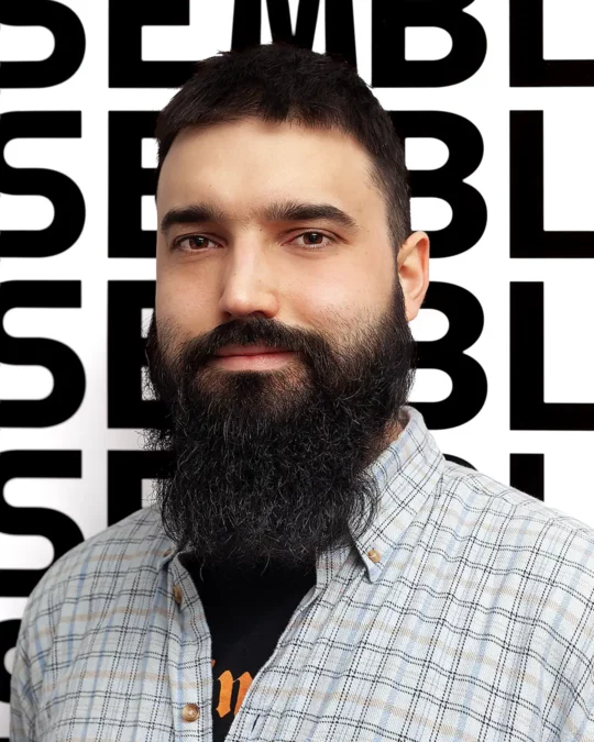 Portrait de Lays Farra, candidat Ensemble à Gauche Lausanne aux élections communales 2026