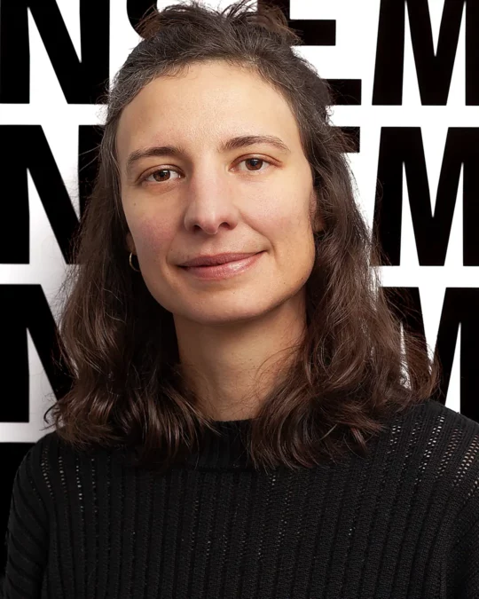 Portrait de Manon Zecca, candidate Ensemble à Gauche Lausanne aux élections communales 2026