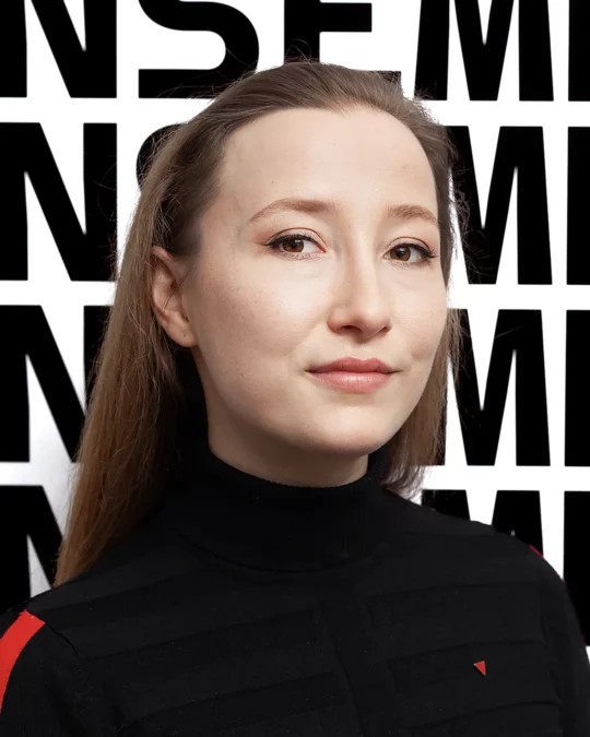 Portrait de Tosca Martini, candidate Ensemble à Gauche Lausanne aux élections communales 2026