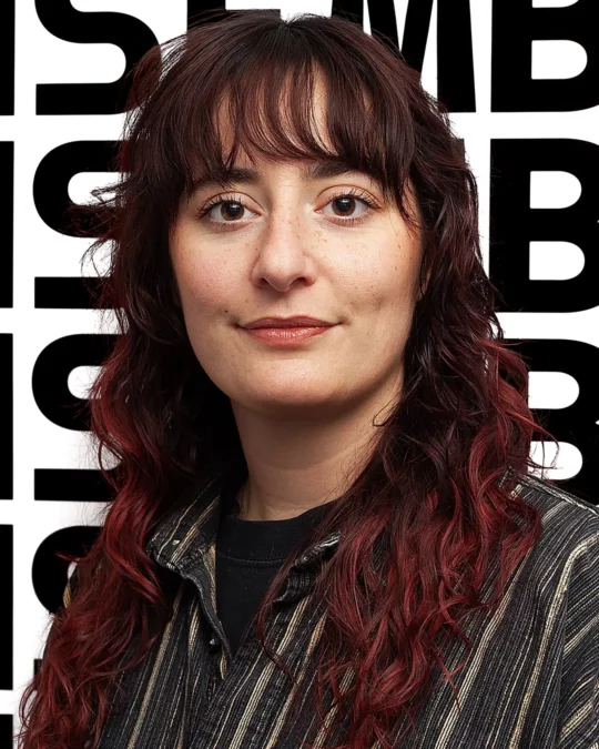 Portrait de Zoé Morax, candidate Ensemble à Gauche Lausanne aux élections communales 2026